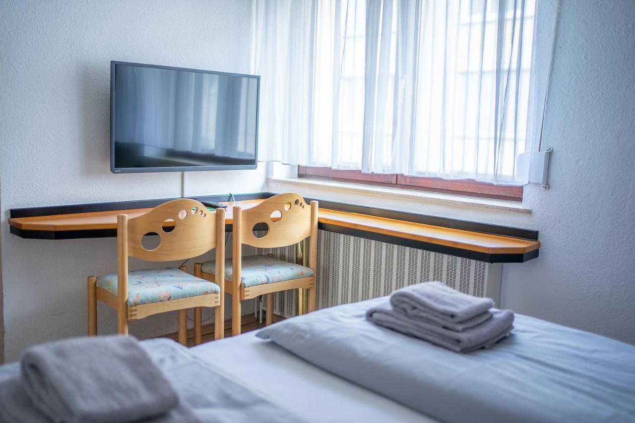 Hotel Zwehrener Hof à Cassel Extérieur photo