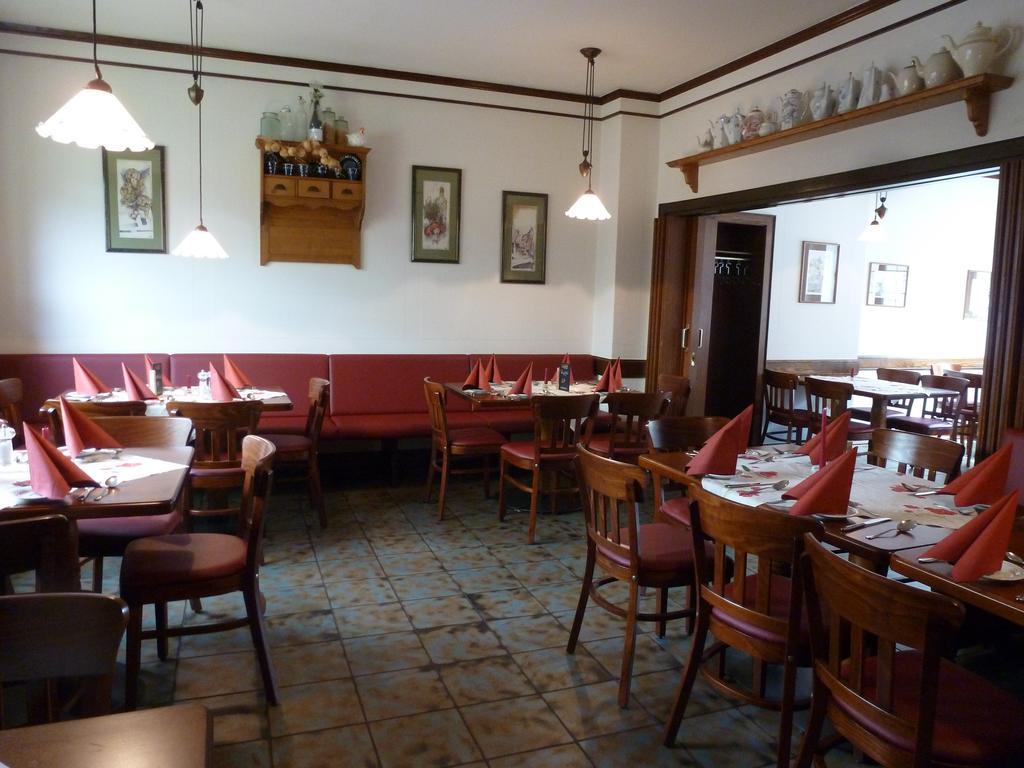 Hotel Zwehrener Hof à Cassel Extérieur photo